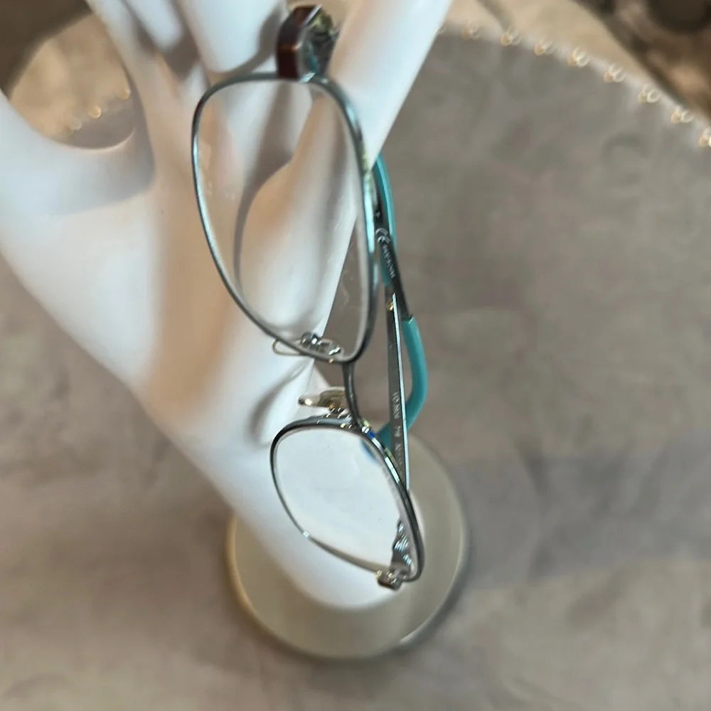 Vogue Eyewear with Case